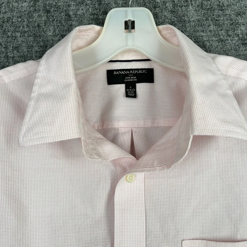 Banana Republic Non‎ Iron Classic Fit Dress Shirt Mens L Pink Business Office